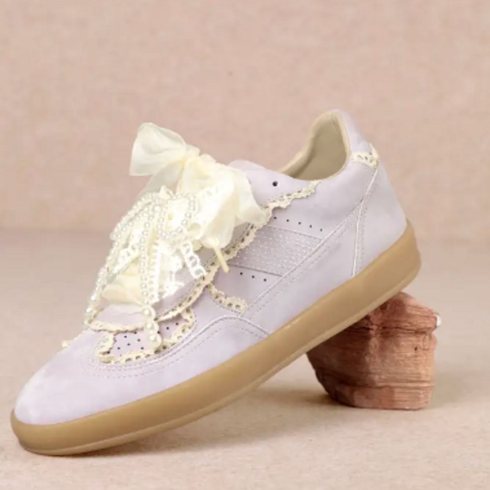 Miracle Miles Eleanor Sneakers
