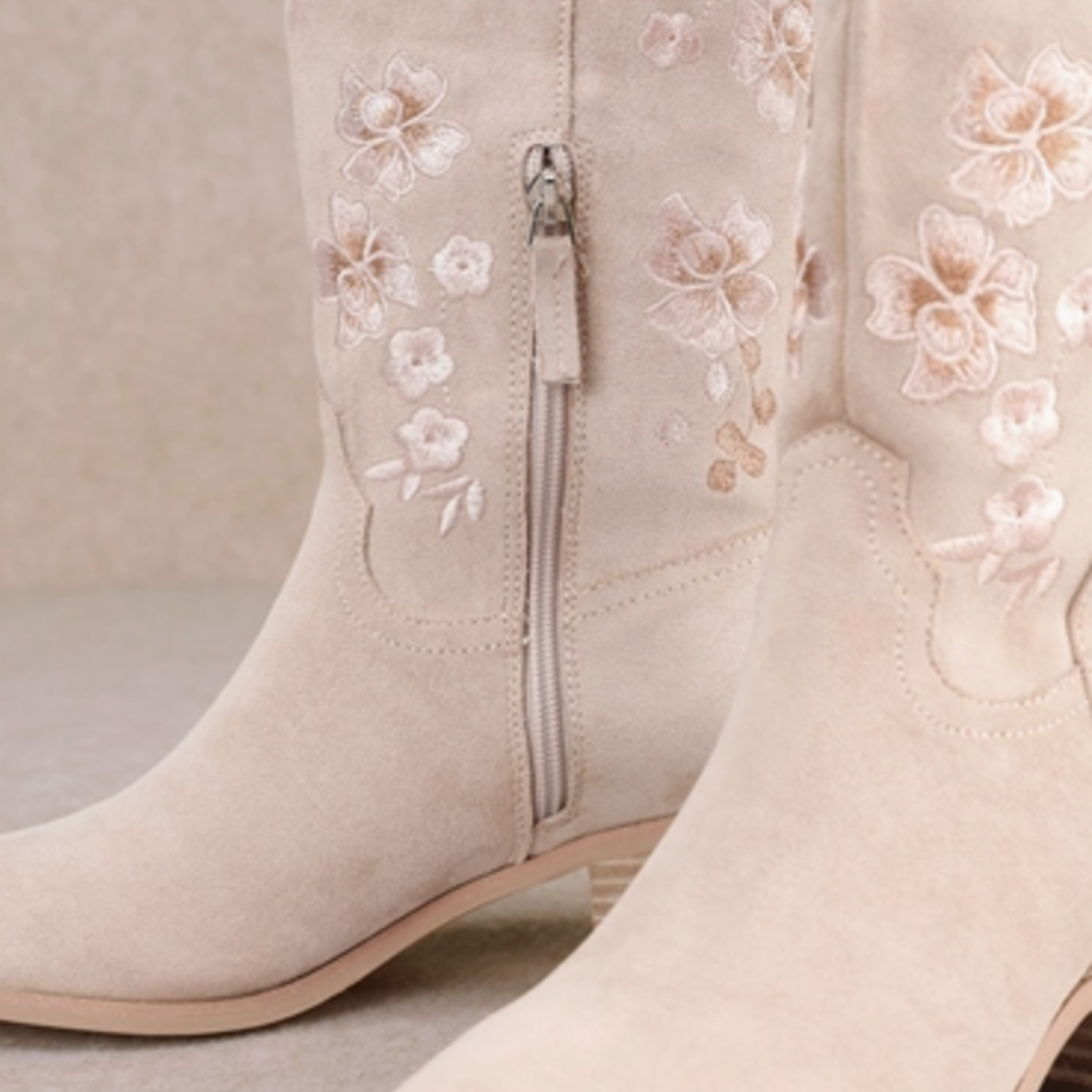 Miracle Miles Inlay Floral Beige Boot