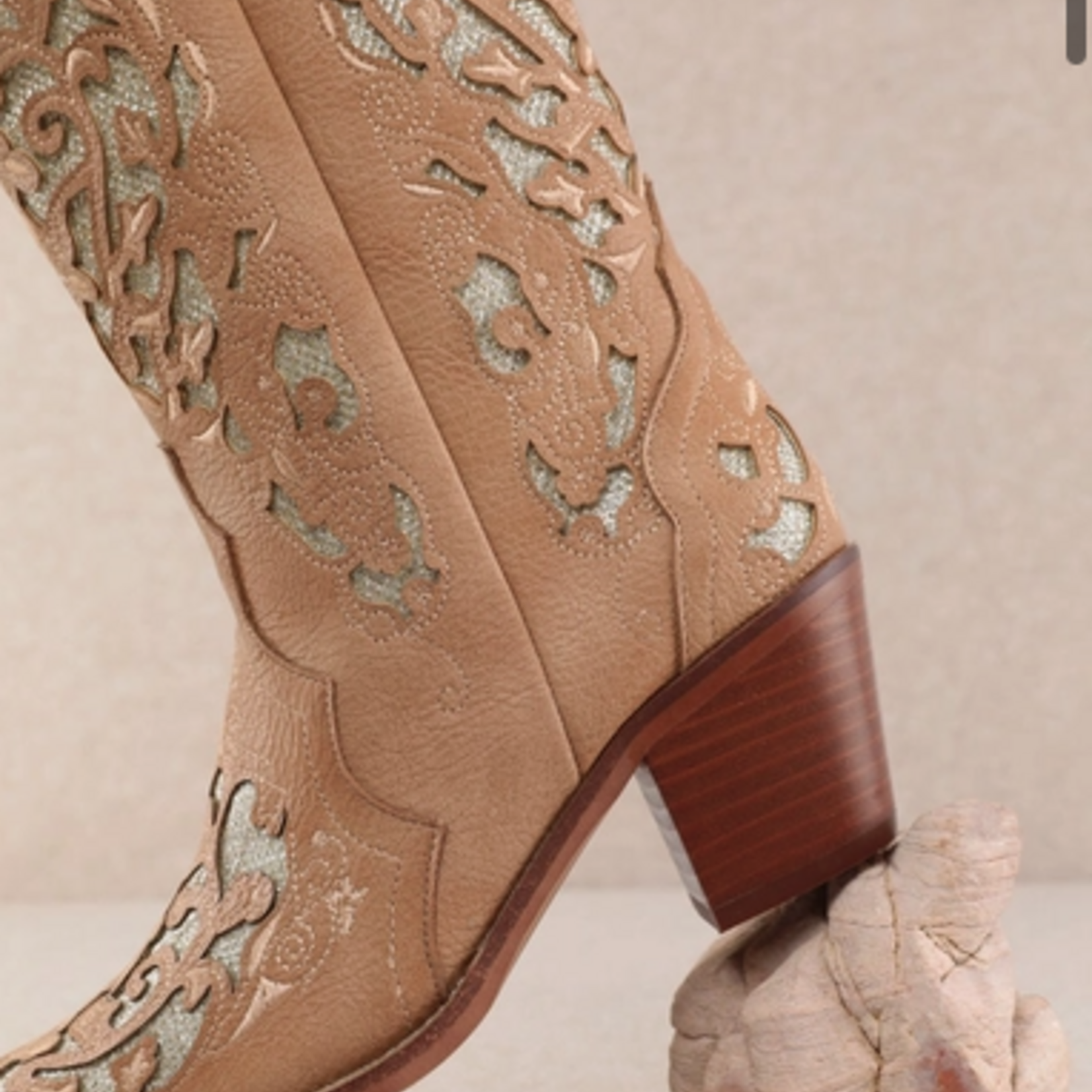 Miracle Miles Laredo Caramel Boot