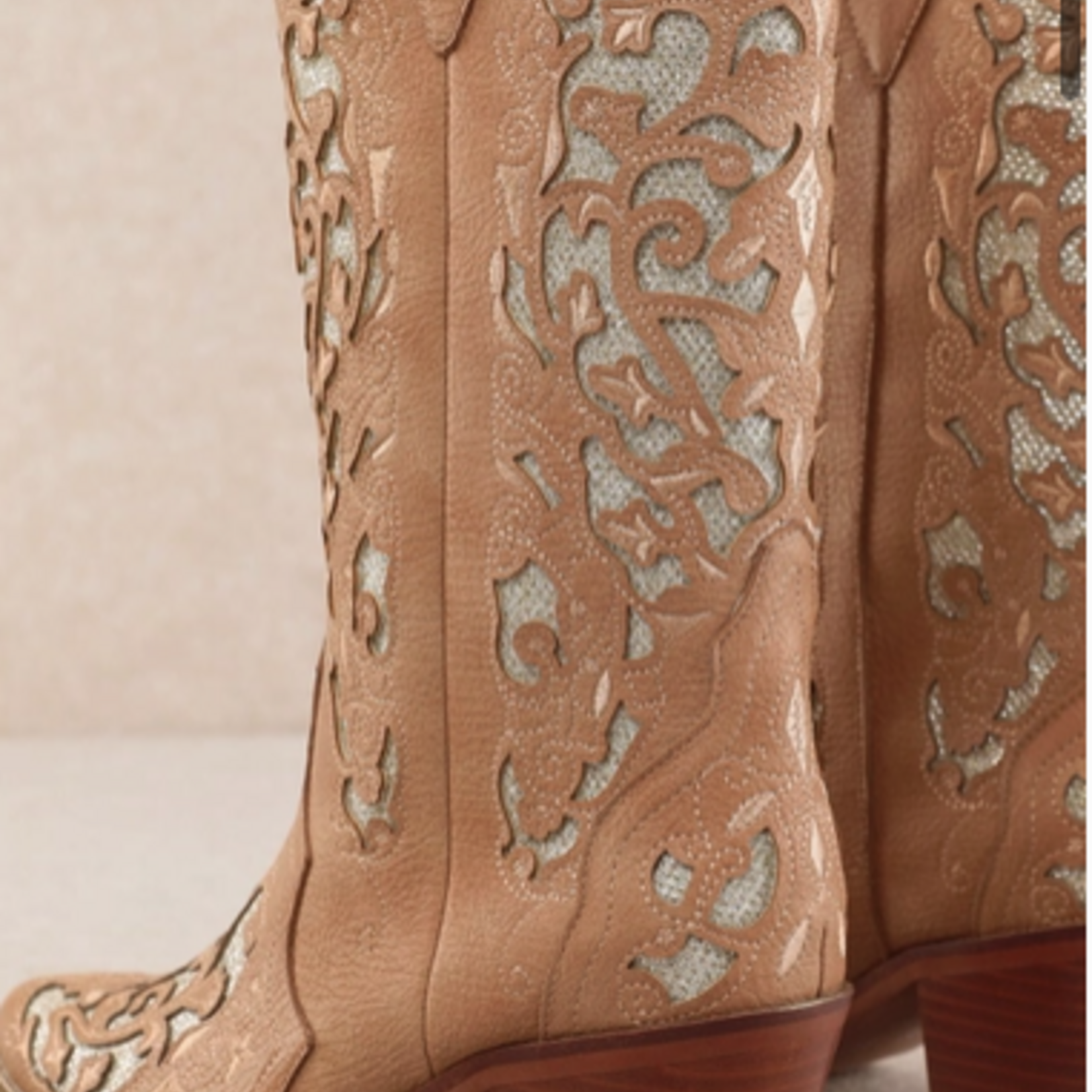 Miracle Miles Laredo Caramel Boot