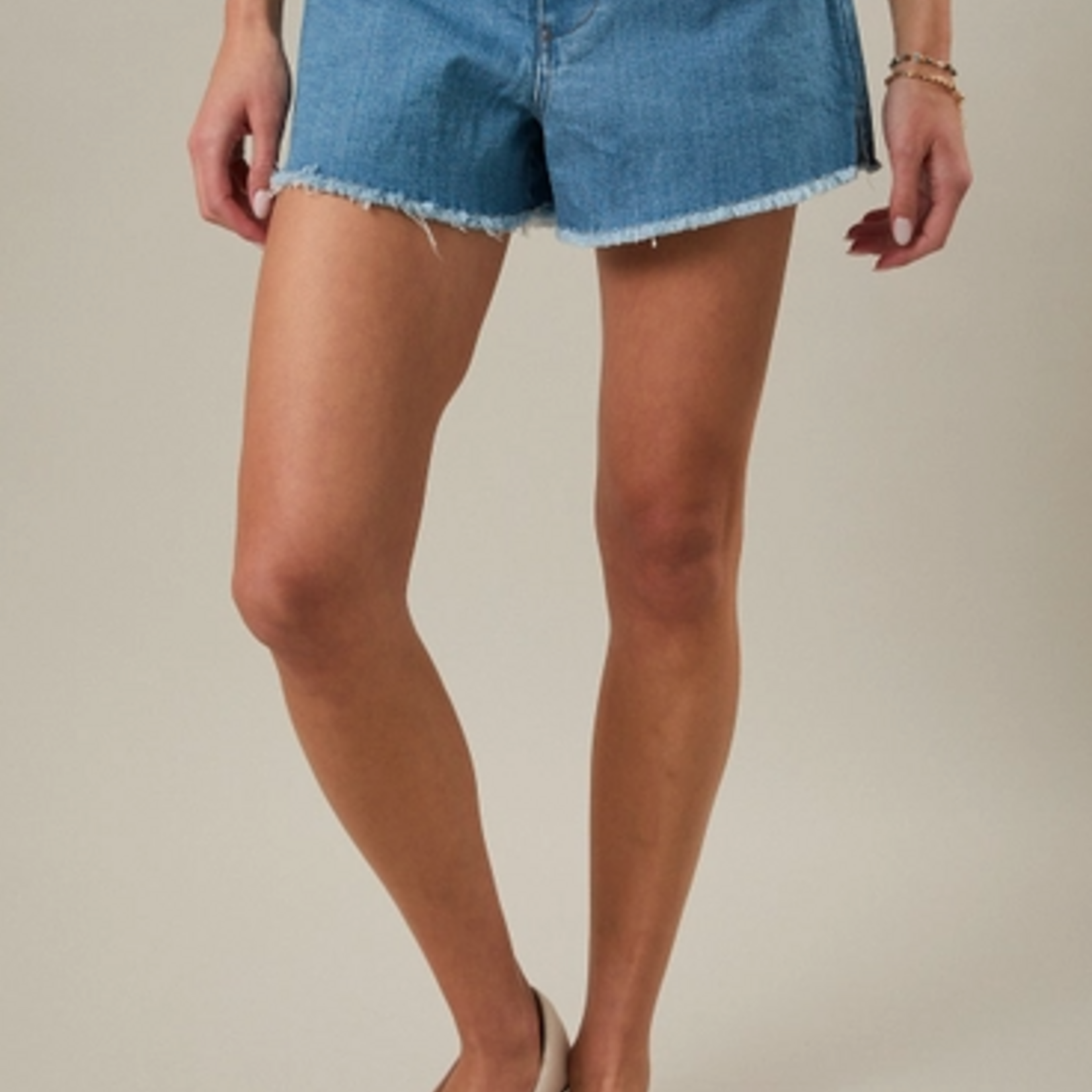Chili Embroidered Shorts