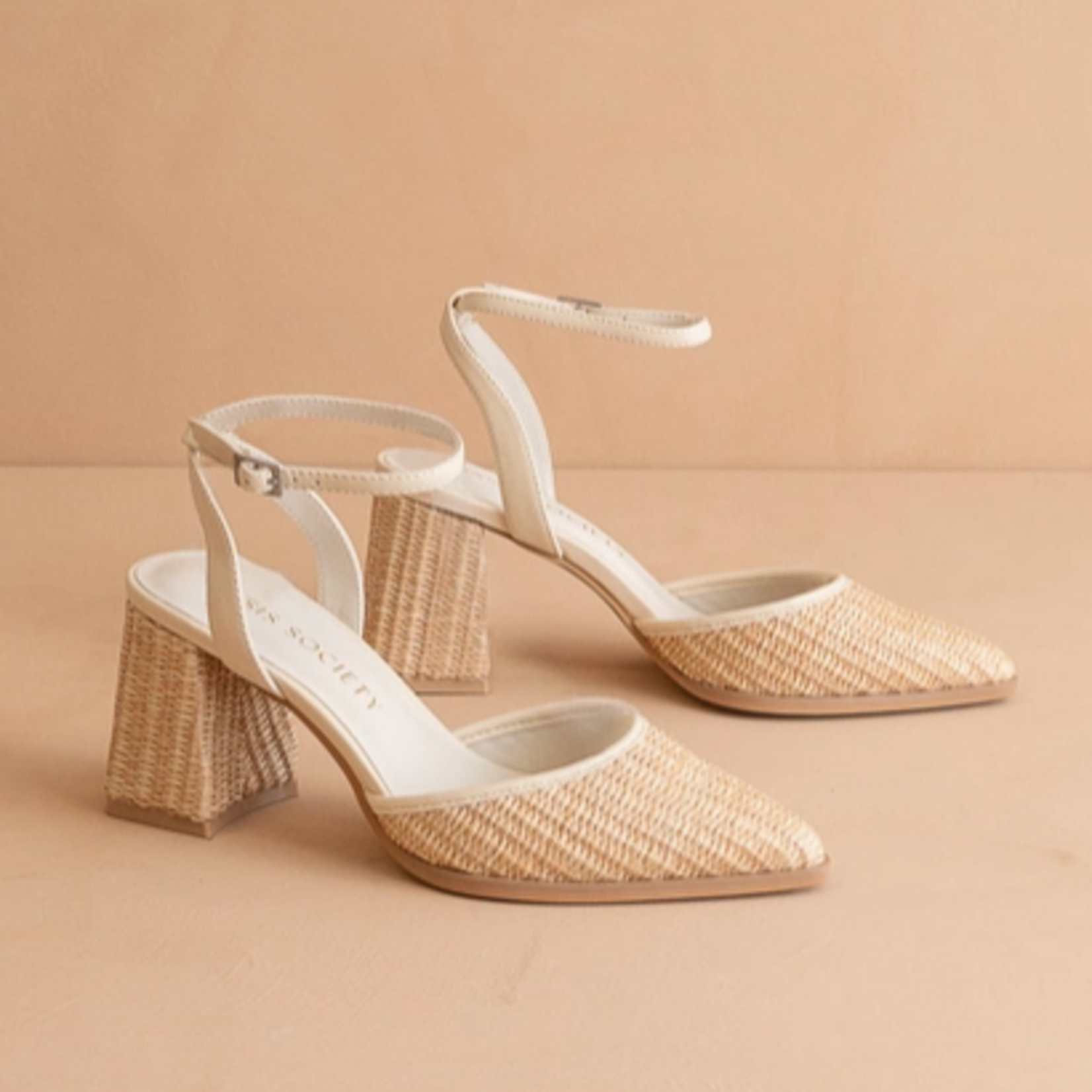Oasis Society The Princess Pointed Toe Heel