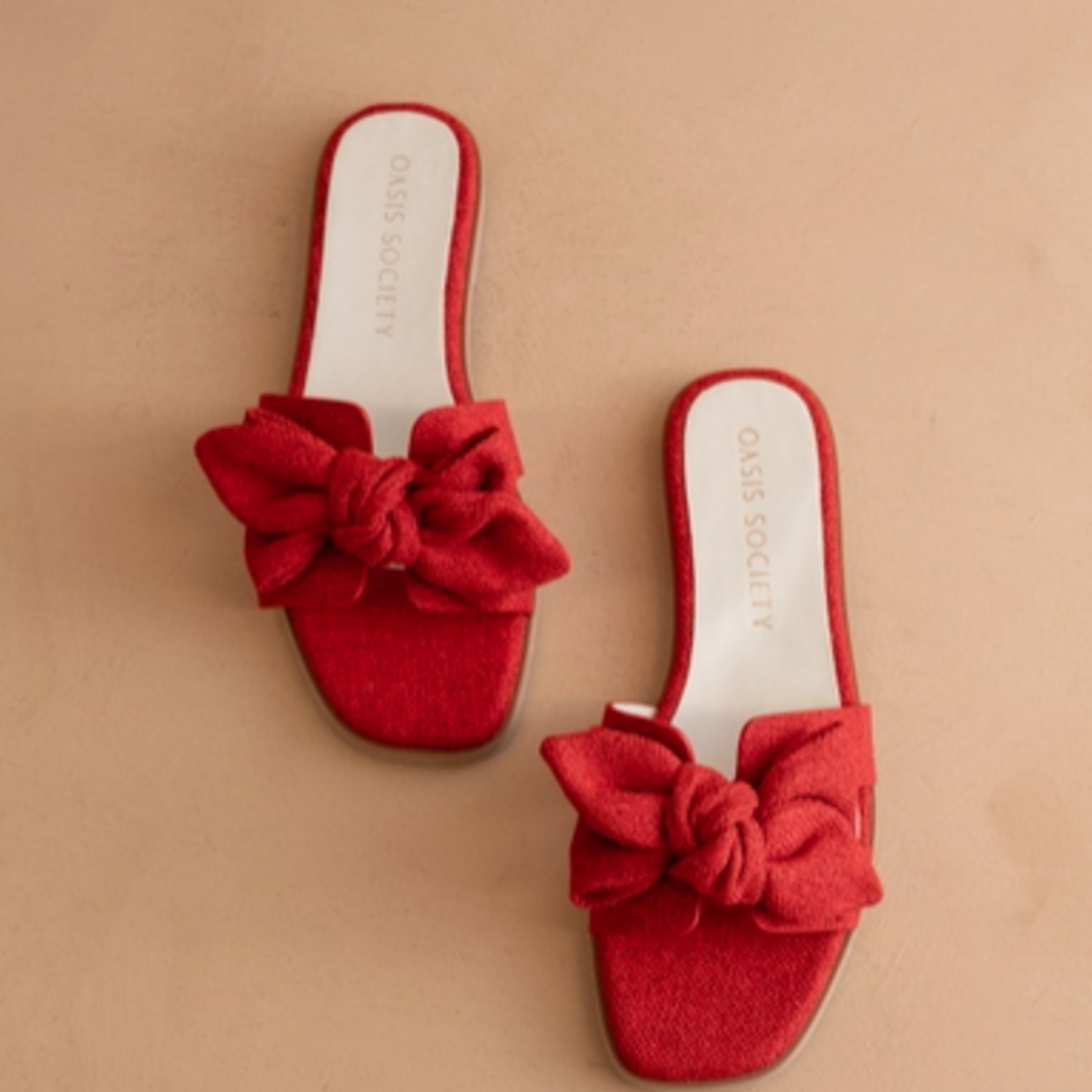 Oasis Society The Ginny Red Bow Slide