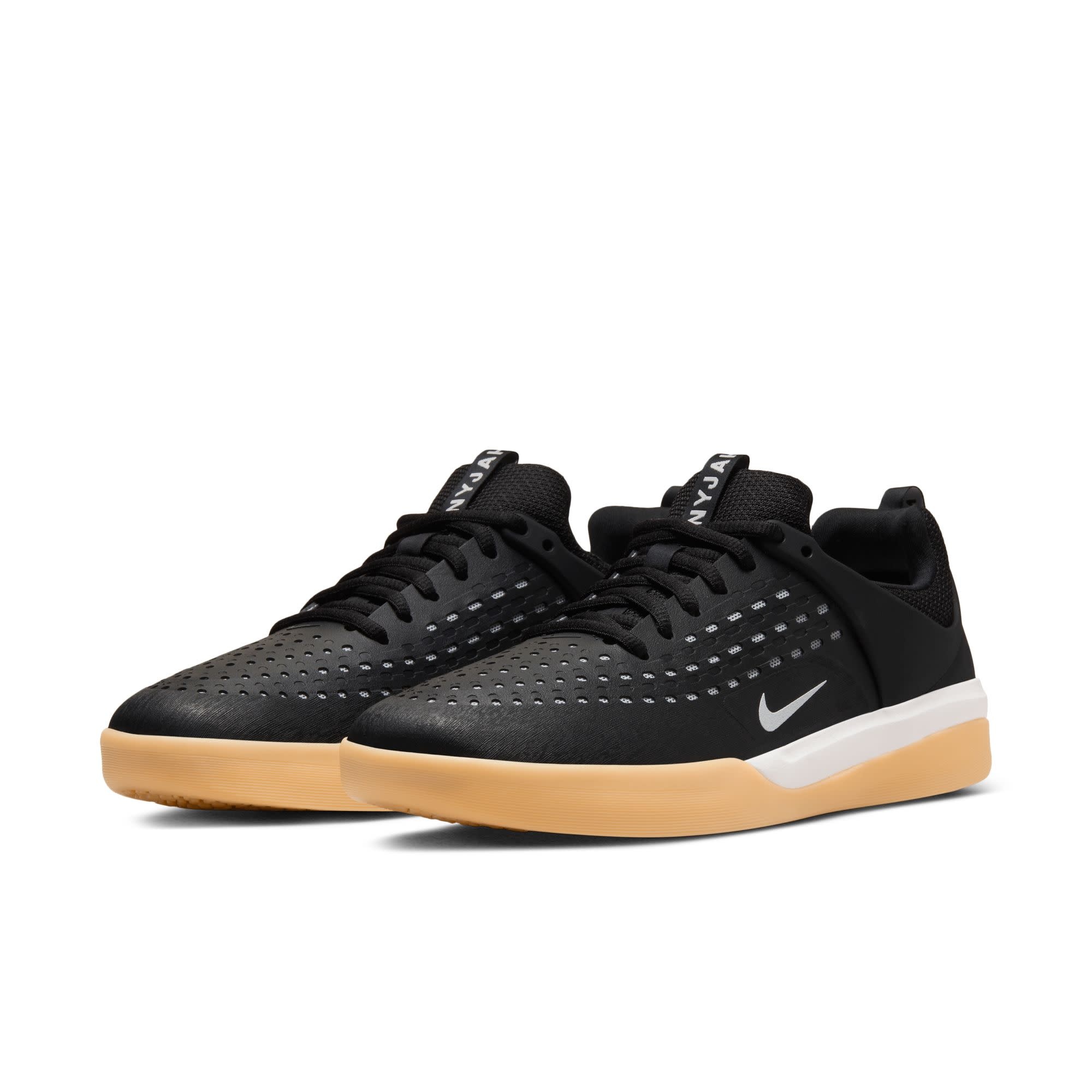 Nike SB Nike SB Zoom Nyjah 3 Black/White/Gum