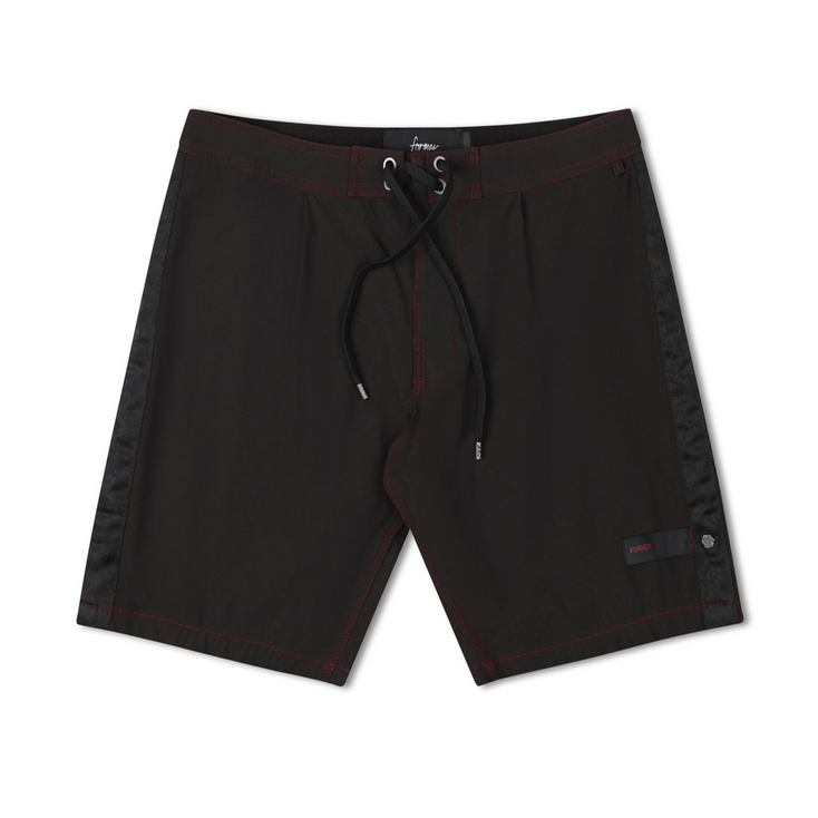 FORMER Anderson Trunk 18.5" Black/Red