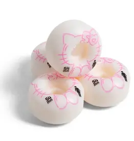 Girl Girl Hello Kitty 50th Staple 54mm