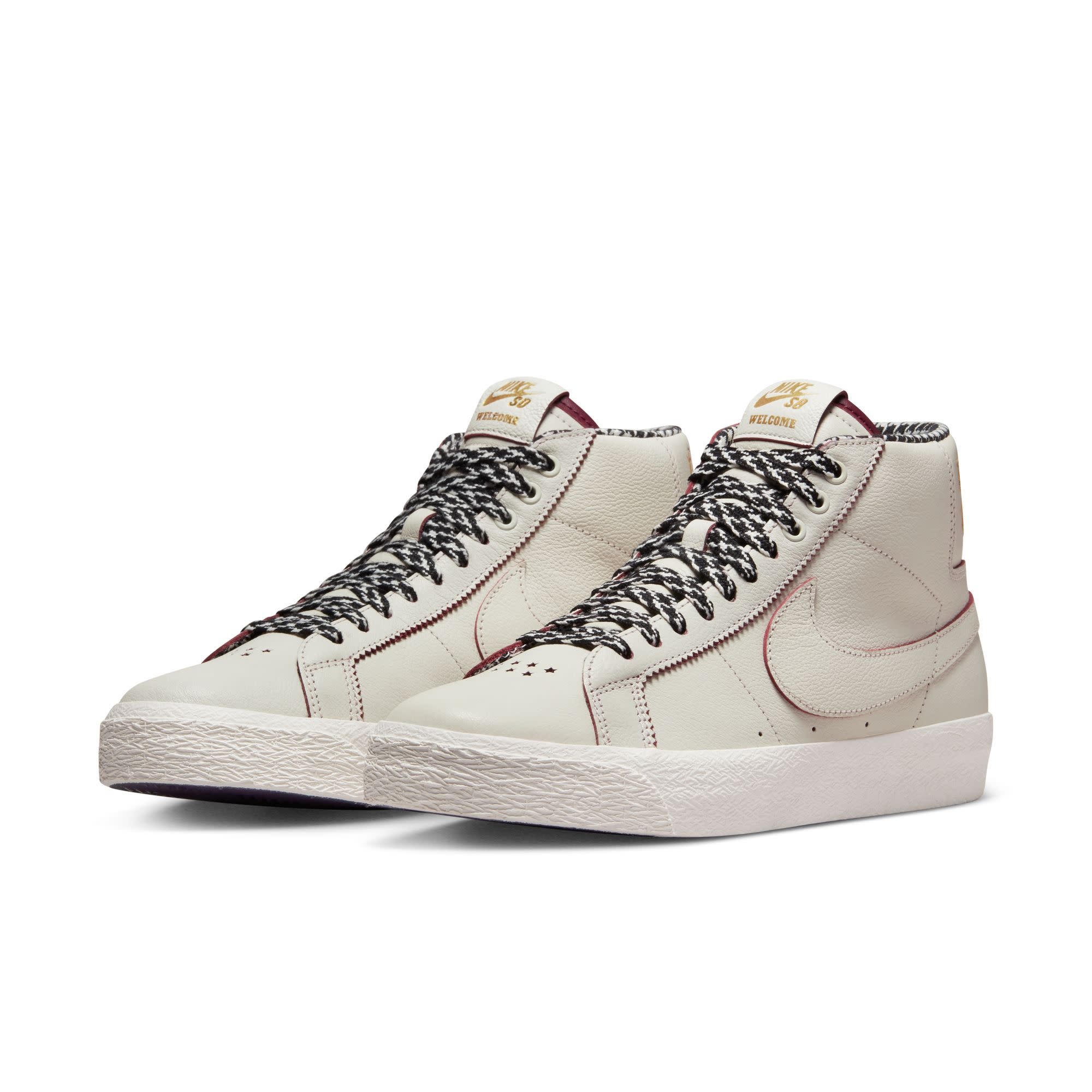 Nike SB Nike SB Blazer Mid QS "Welcome" Sail/Beetroot