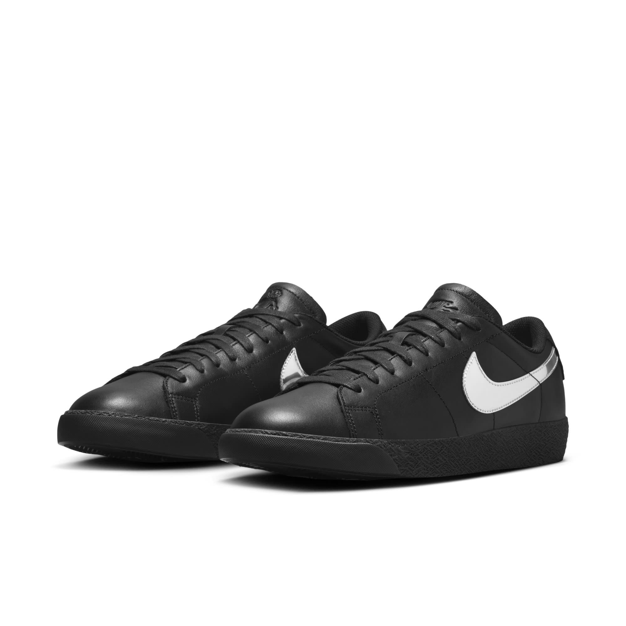 Nike SB Nike SB Blazer Low QS "Dancer" Black/Matallic Silver