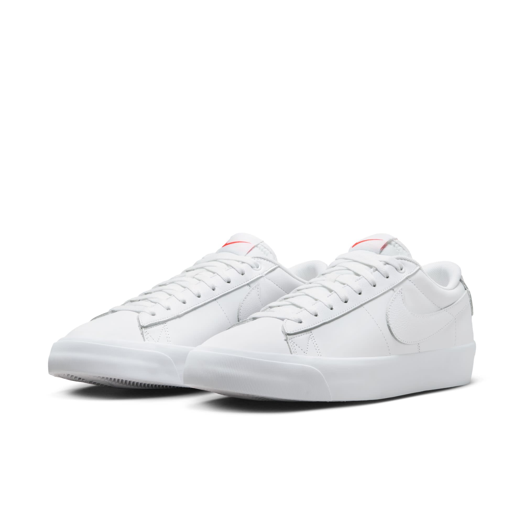 Nike SB Nike SB Zoom Blazer Low Pro GT ISO White/White Leather