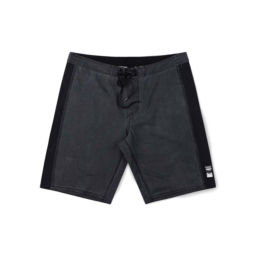 FORMER Team 19" Trunk Black