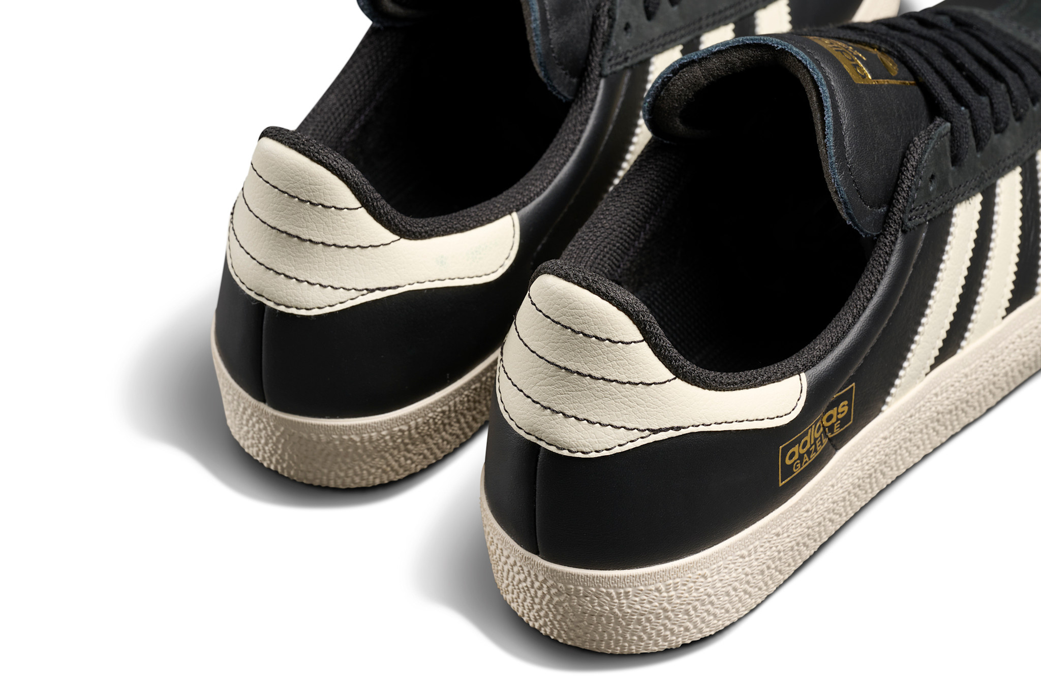 Adidas Gazelle ADV Core Black/Cream White/ Gold Metallic