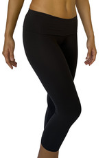 Pualani High Waist Capri Black Solid