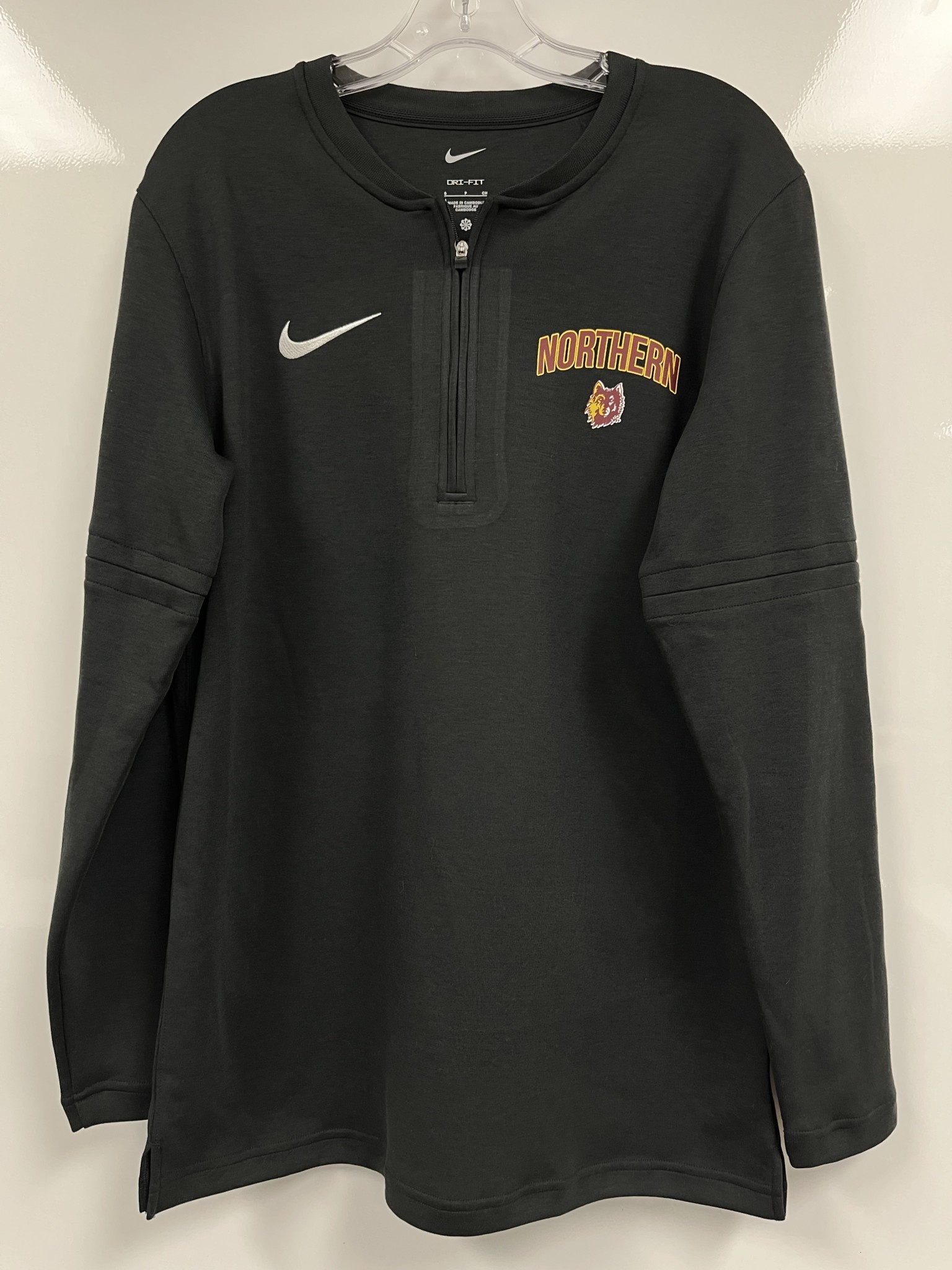 Nike Black 1/4 Zip Wolf Head Long Sleeve