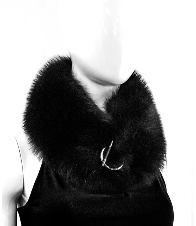 Mitchies Matchings Fox Fur Collar w/ Gunmetal Ring Toggle Black