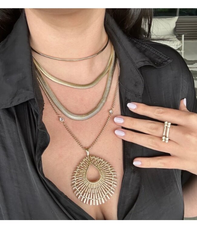 lgeorge Peacock Pendant Necklace Gold