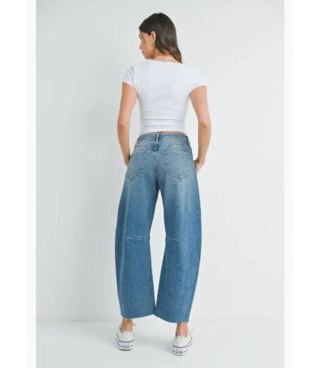 Barrel Jean w/ Seams