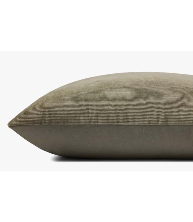 Beatrice Pillow Olive 22 x 22"