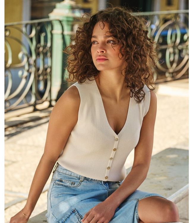 Esqualo Sleeveless Top V-Neck Buttons Sand