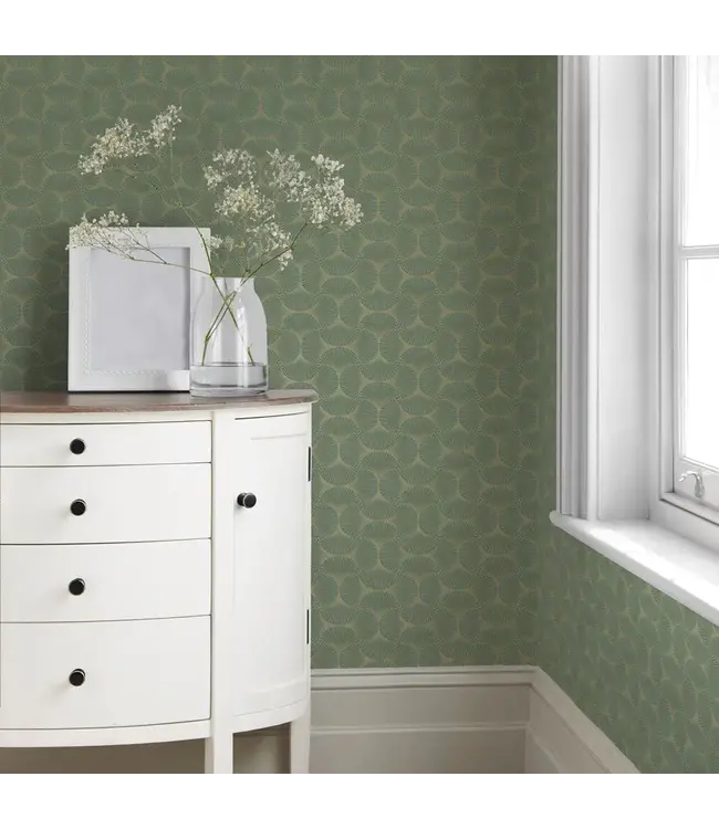 Tempaper & Co. Gilded Scallop Unpasted Wallpaper