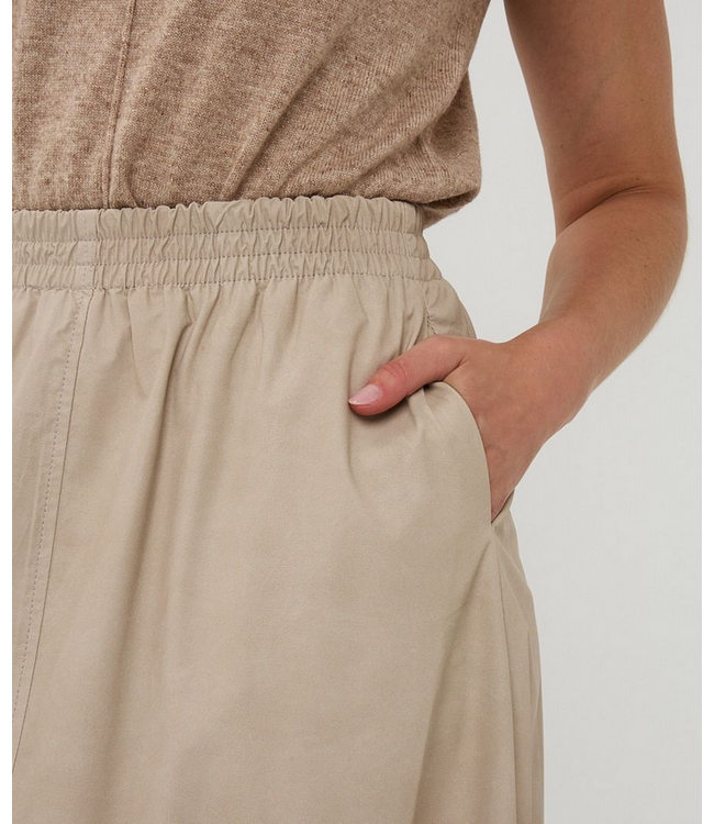 Esqualo Lightweight PU Long Skirt Light Taupe