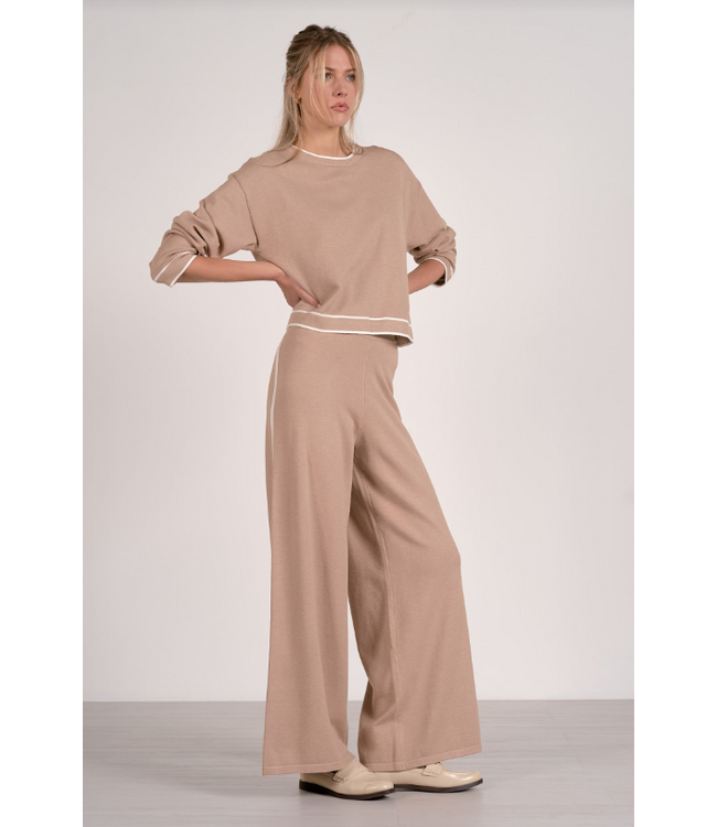 Elan Sweater Crew Neck Contras Tan White