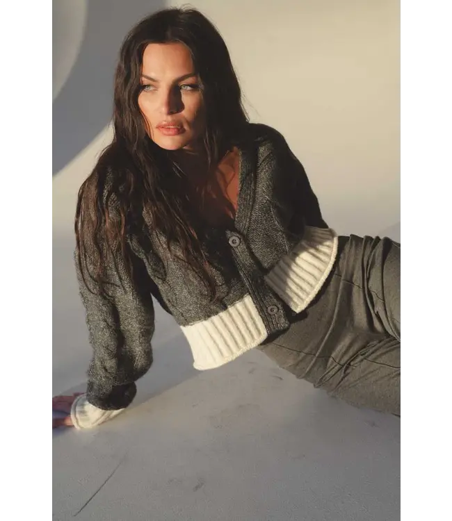 Two-Tone Cardigan Sweater Grey/White