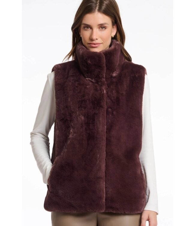 Lison Short Faux Fur Wasitcoat Chocolate