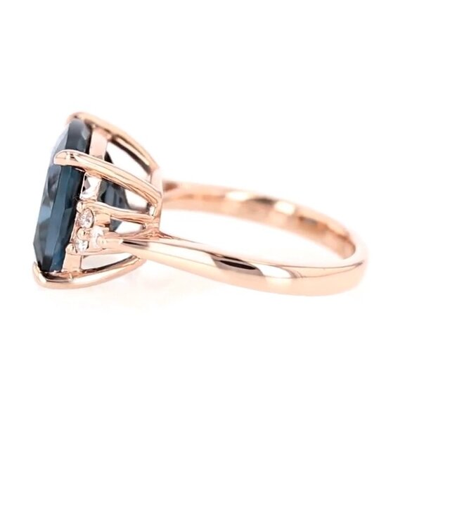Simply Elegant Boutique 0.15ctw 14K Diamond London Blue Topaz Ring
