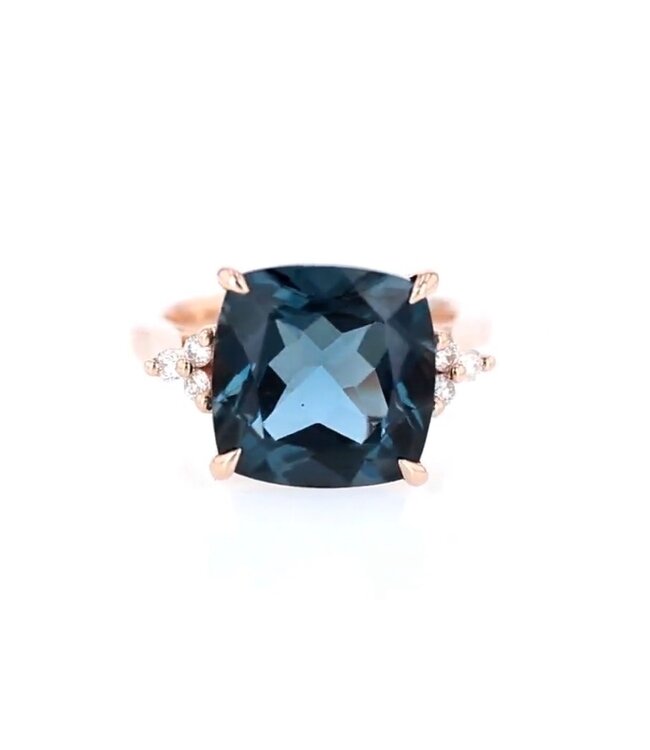 Simply Elegant Boutique 0.15ctw 14K Diamond London Blue Topaz Ring