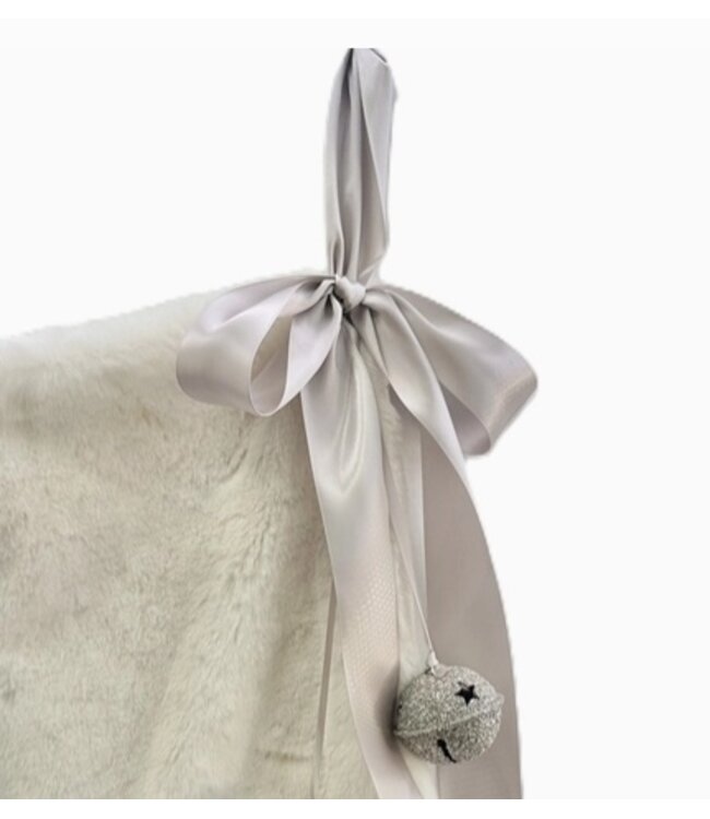 Grand Stocking with - Ivory Fur