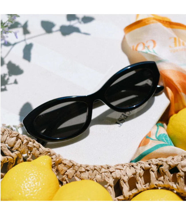 Diff Eyewear Dolce Bella Black Sunglasses