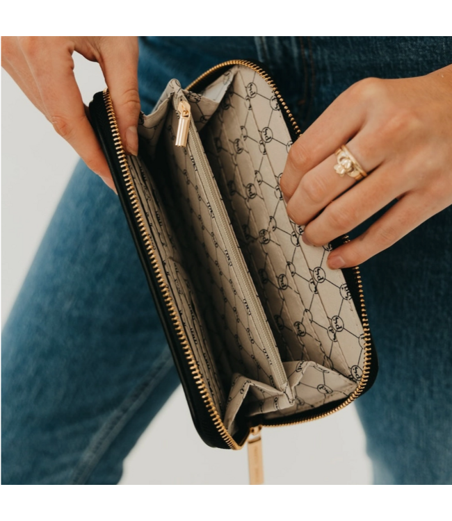 Lenni Large Zip Woven Wallet