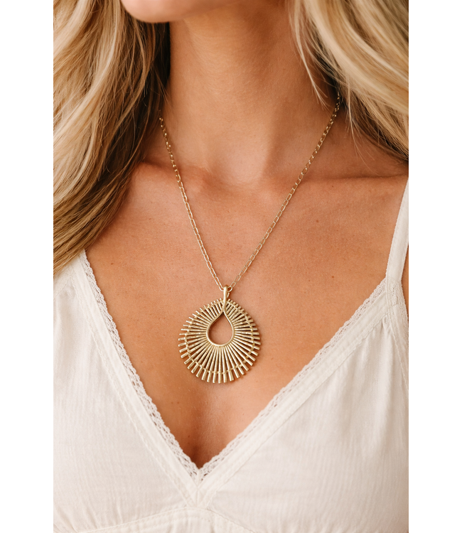 lgeorge Peacock Pendant Necklace Gold