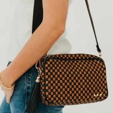 Stylish Finds Handbags | Simply Elegant Boutique
