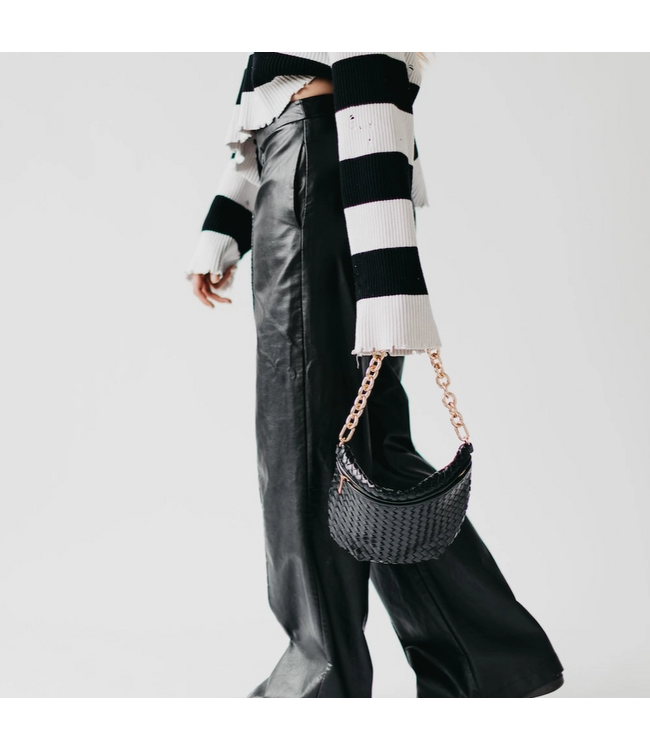 Bold Metal Chain Shoulder Strap Gold