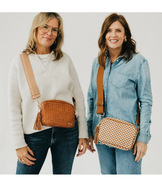 Woven Willow Camera Crossbody Bag Brown