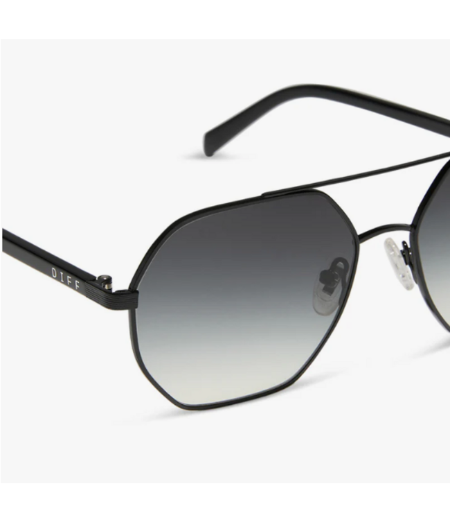 Diff Eyewear Jojo Fletcher Joelle Sunglasses Black