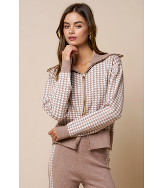 Houndstooth Zip Up Collared Sweater