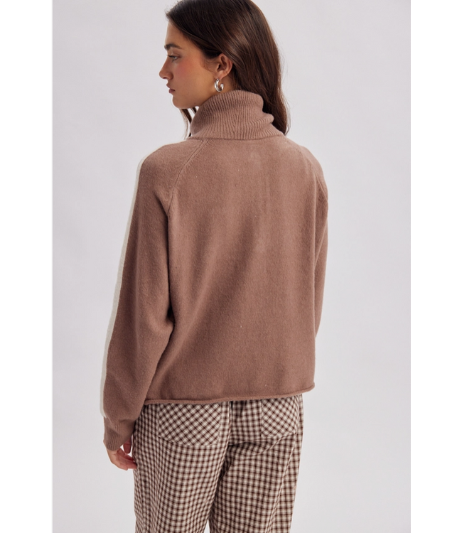 Varisty Sport Stripe Half Zip Sweater Mocha
