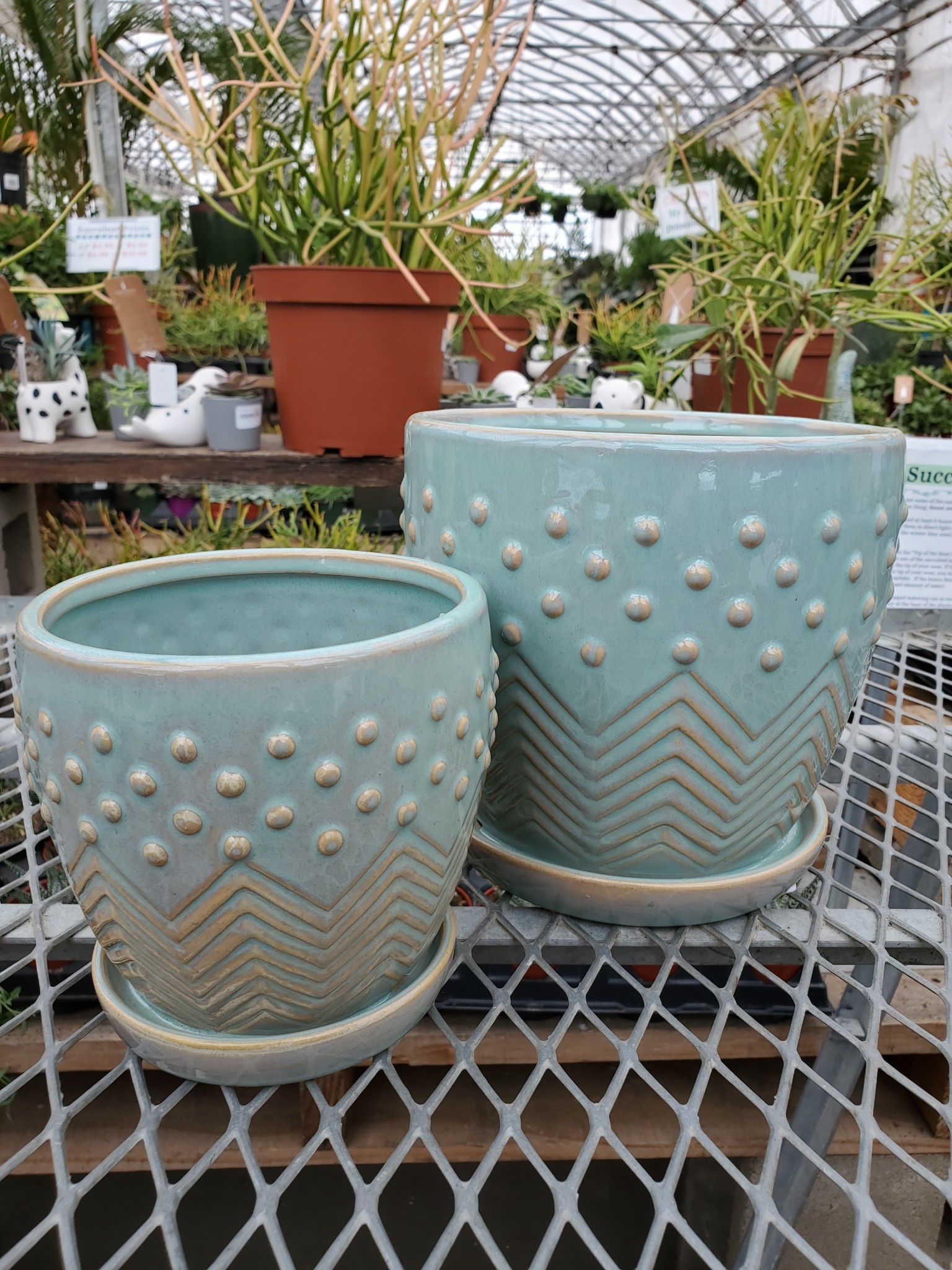 Milton Planter With Saucer