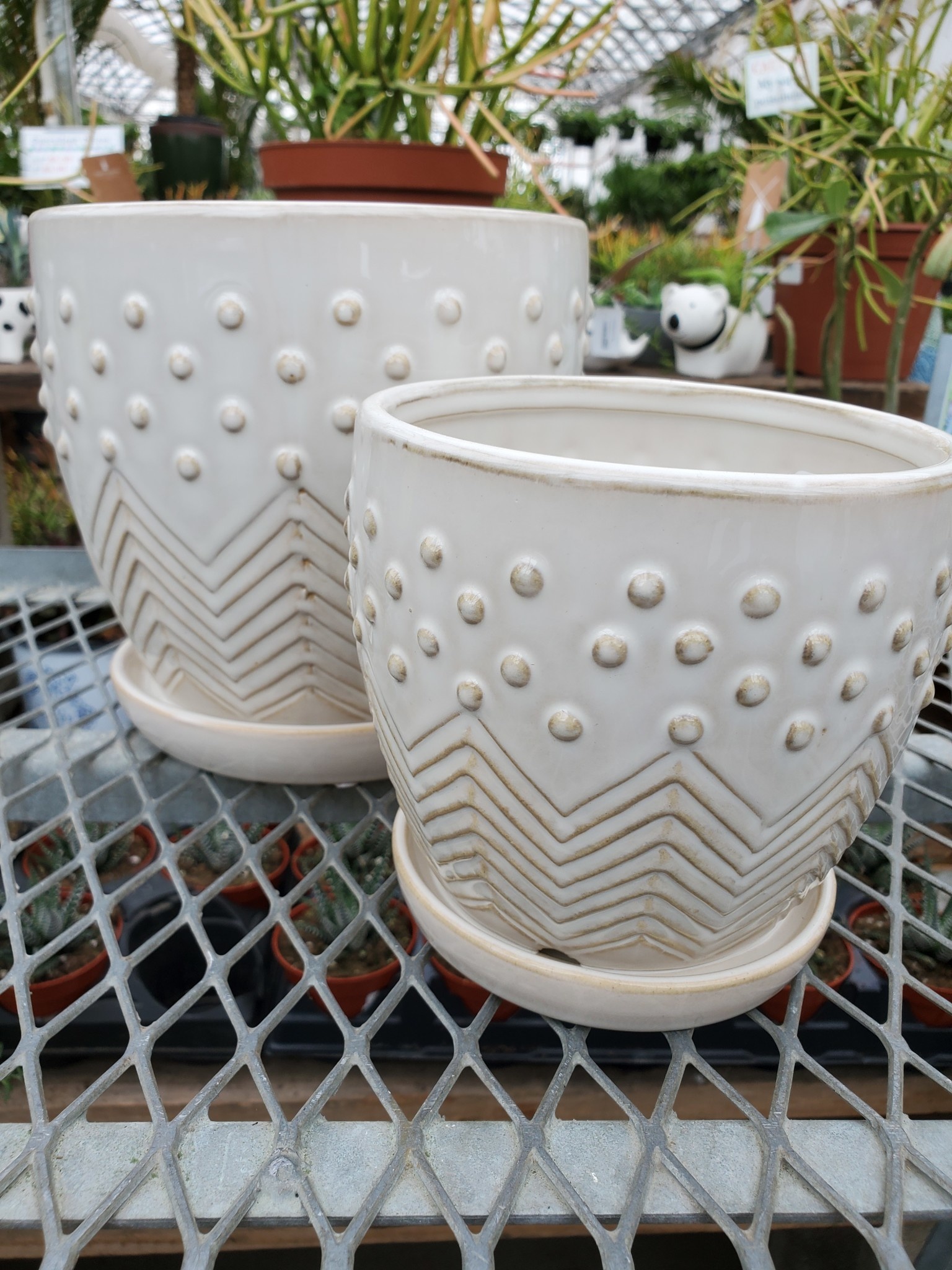 Milton Planter With Saucer