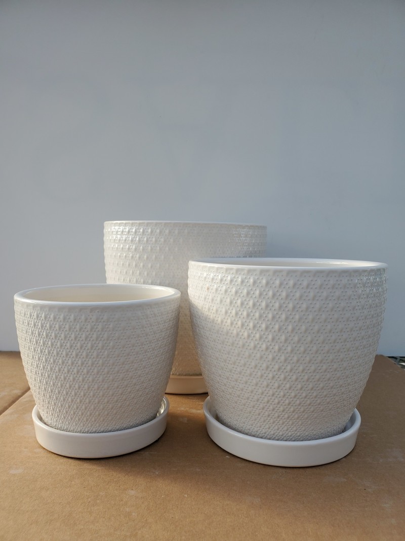 Ceramic Pot With Saucer White Diamond