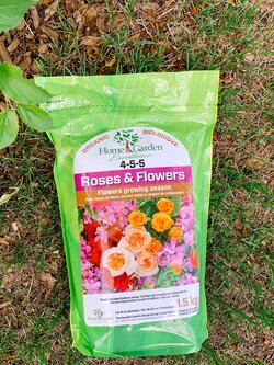 Home & Garden Excellence Organic Rose & Flower Plant Food 4-5-5 1.5kg