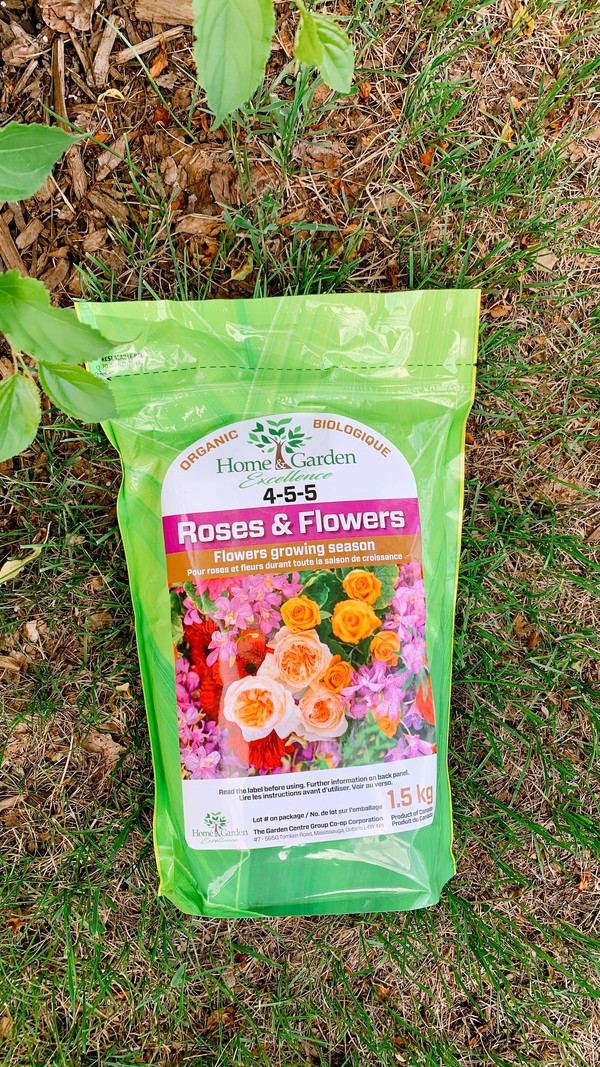 Home & Garden Excellence Organic Rose & Flower Plant Food 4-5-5 1.5kg