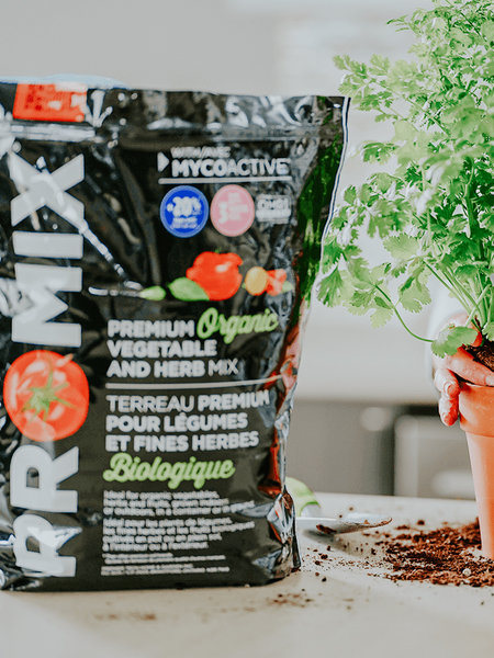 Pro Mix Organic Vegetable and Herb Soil Mix 9L