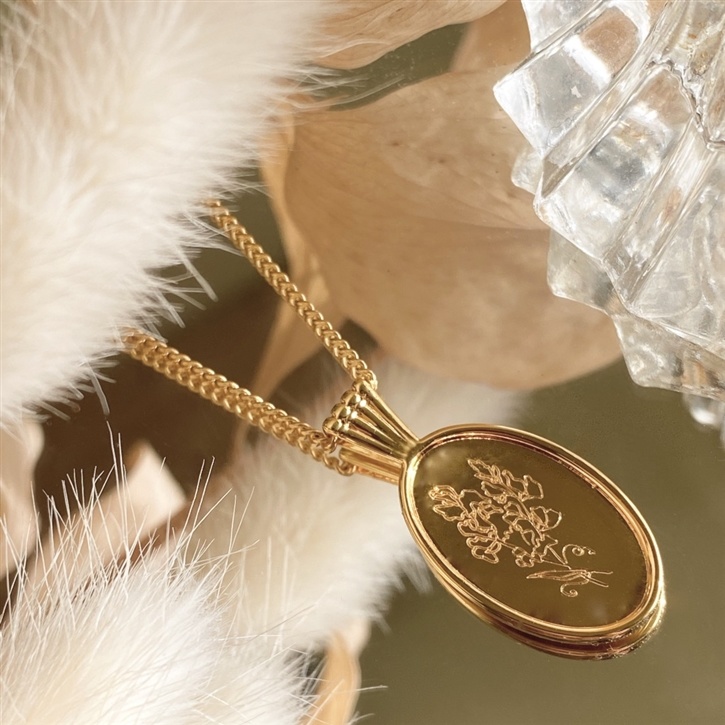 Pika & Bear Le Clos Normand Birth/Wildflower Necklace