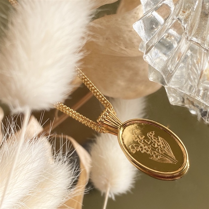 Pika & Bear Le Clos Normand Birth/Wildflower Necklace