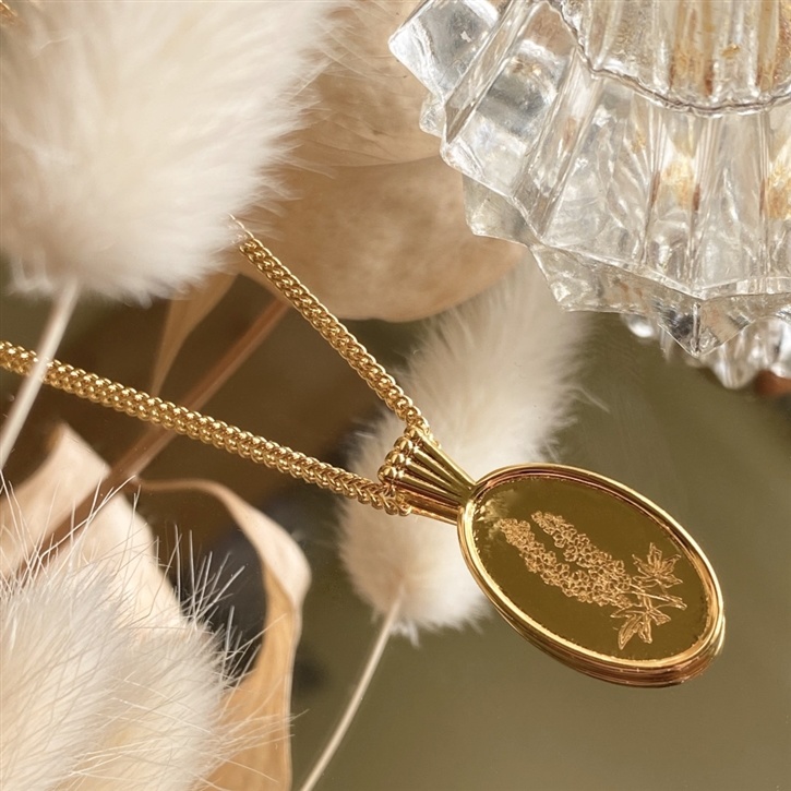 Pika & Bear Le Clos Normand Birth/Wildflower Necklace