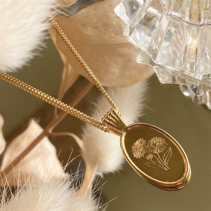 Pika & Bear Le Clos Normand Birth/Wildflower Necklace