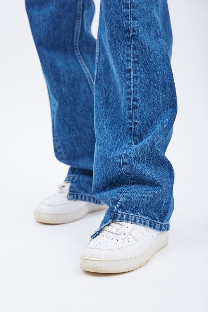 Echo Spiral Cut Jeans - Dutch Growers Saskatoon